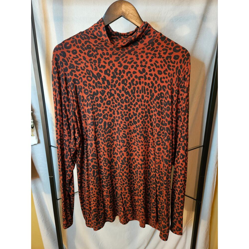 Ava & Viv Bronze Leopard Print Top Size 1x - image 1
